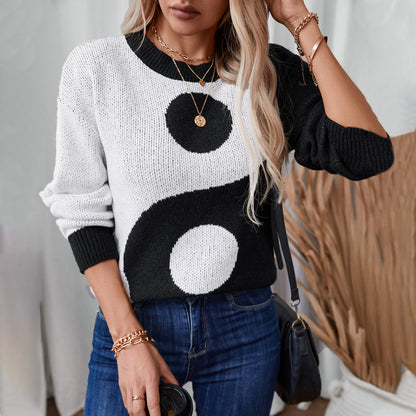 Taiji Pattern Round Neck Sweater